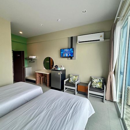 Siri Hotel Phuket Exterior foto